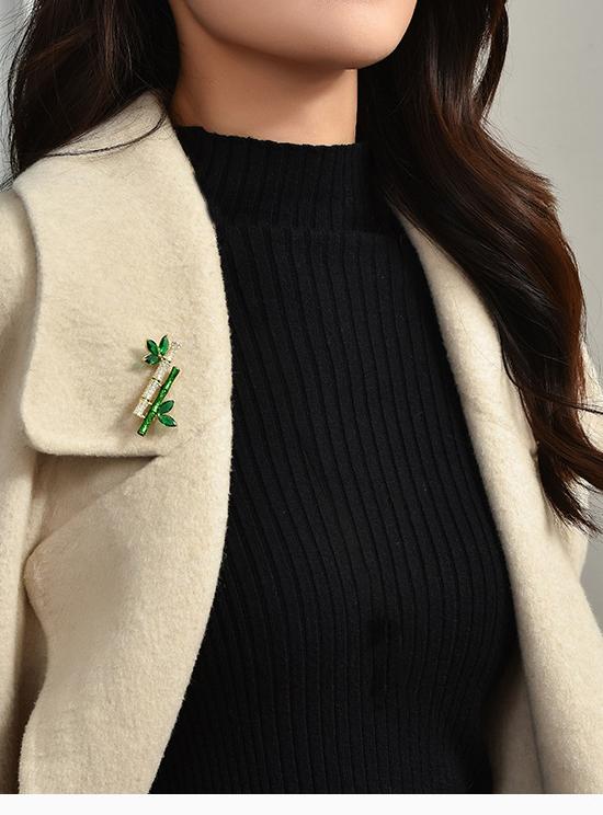 The New Chinese style high-end emerald crystal bamboo knot brooch for women