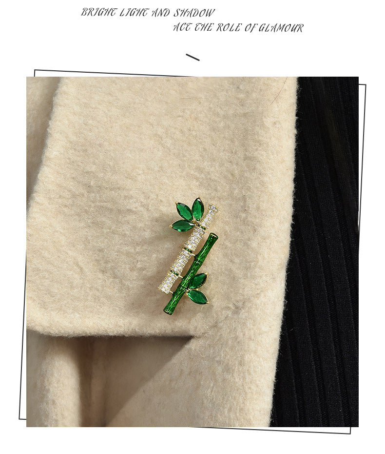 The New Chinese style high-end emerald crystal bamboo knot brooch for women